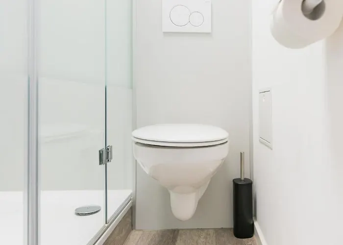 Appartamento Private #3 With Queen Size, Ground Floor, Ac, 2min To Rab Ramstein-Miesenbach